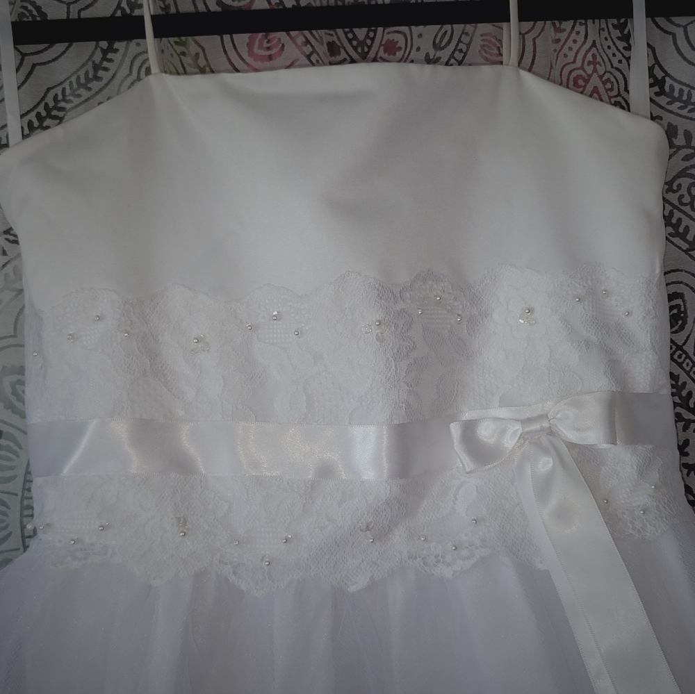 Dress - Picture 3 of 7